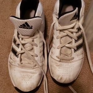 Adidas tennis shoes
